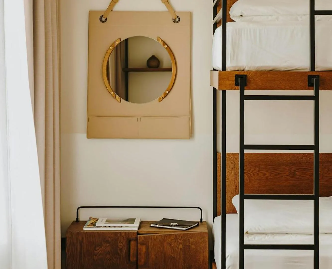 Casa Luz Hotel Placa Universitat, Sonder By Marriott Bonvoy Barcelona
