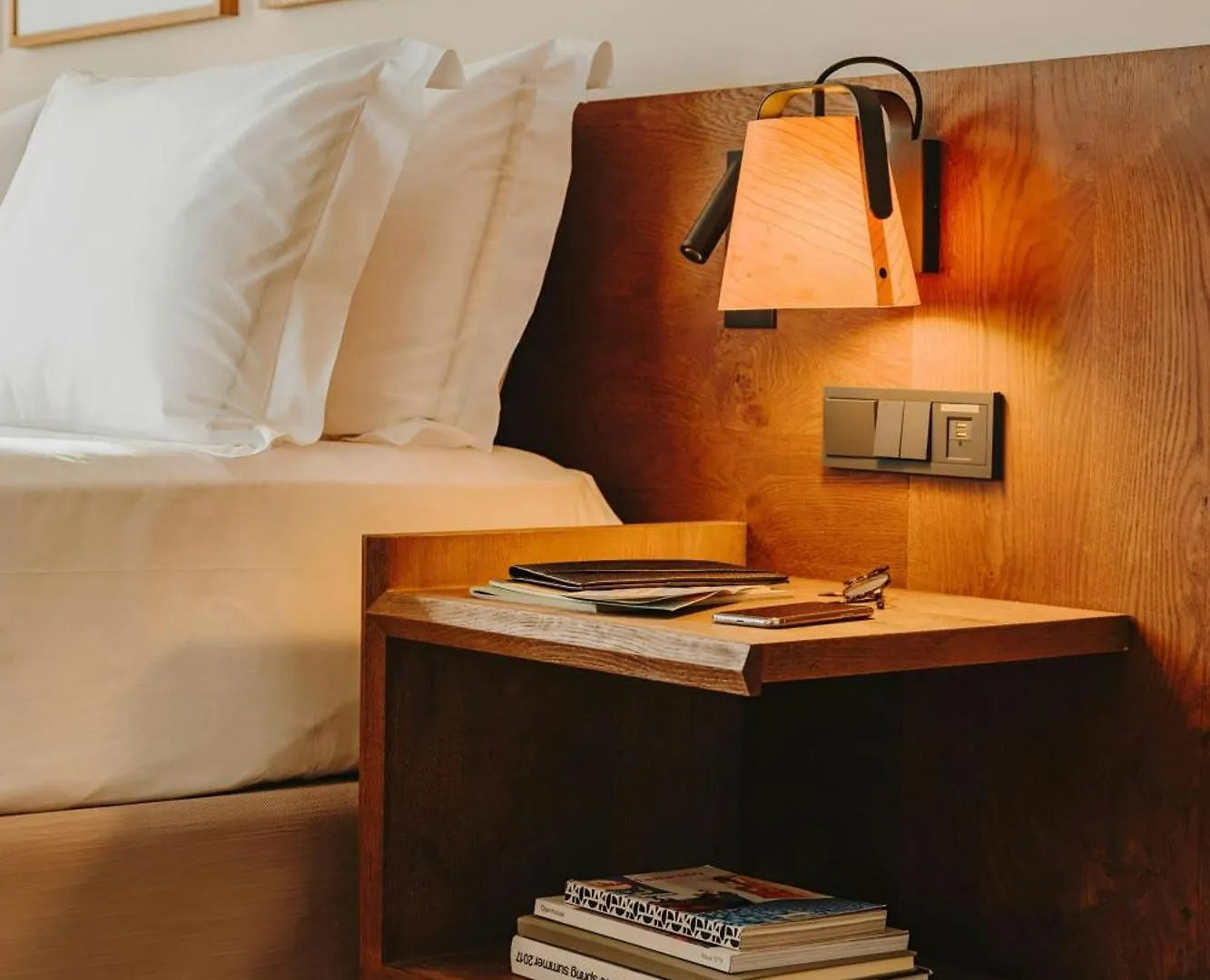 Casa Luz Hotel Placa Universitat, Sonder By Marriott Bonvoy Barcelona
