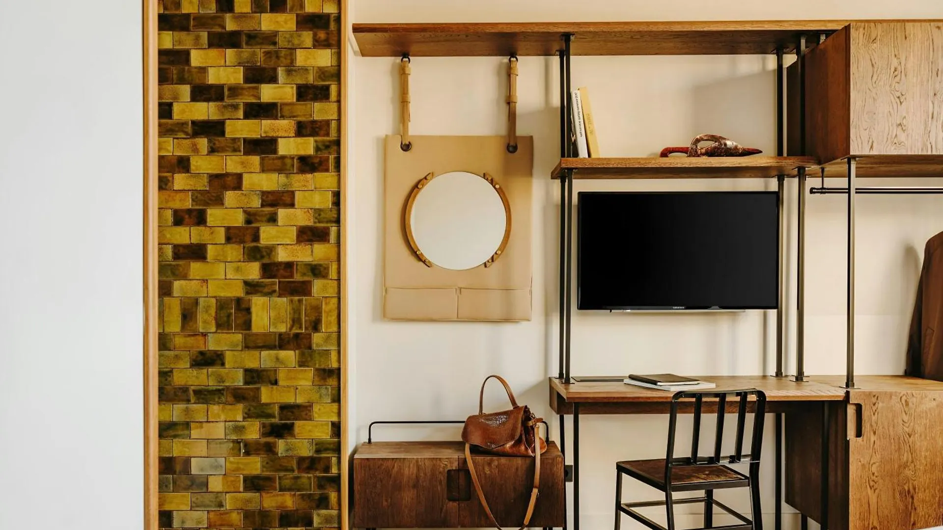 Casa Luz Hotel Placa Universitat, Sonder By Marriott Bonvoy Barcellona
