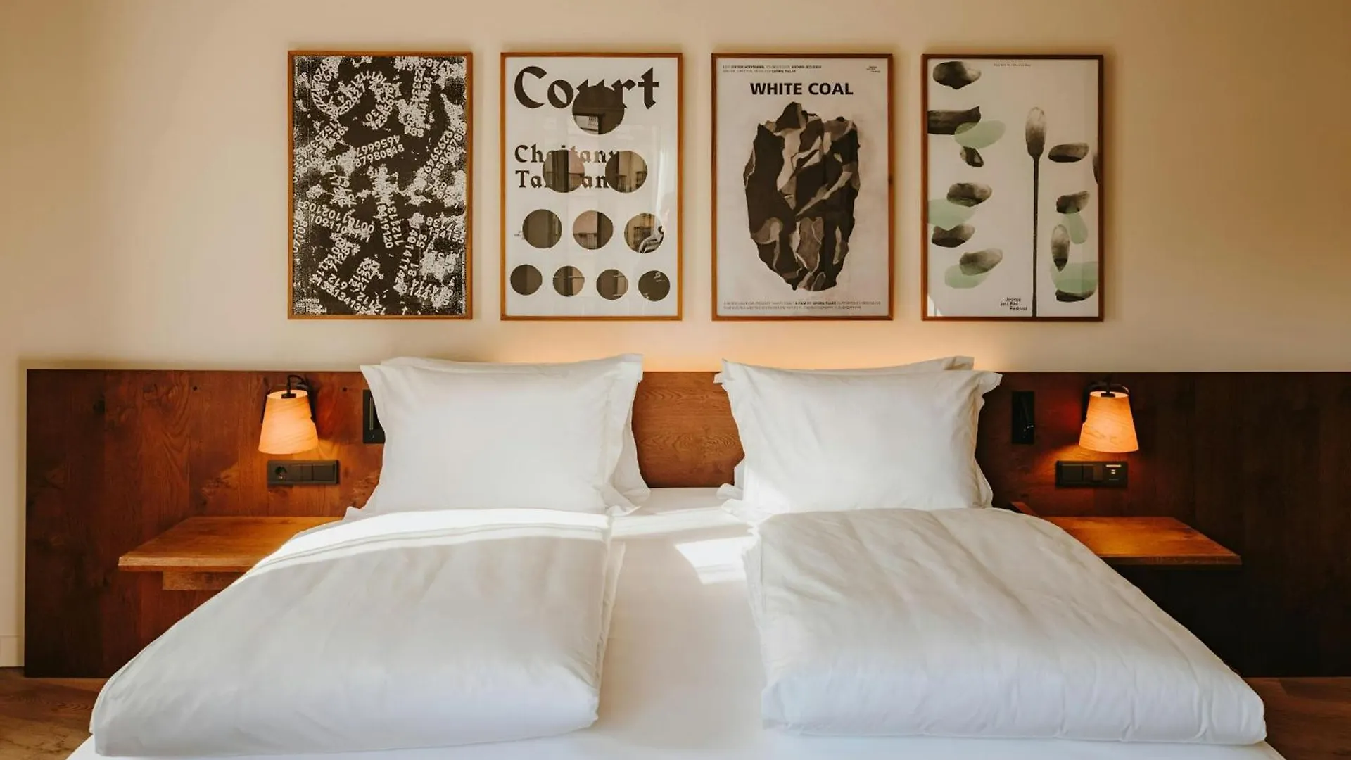 Casa Luz Hotel Placa Universitat, Sonder By Marriott Bonvoy Barcellona