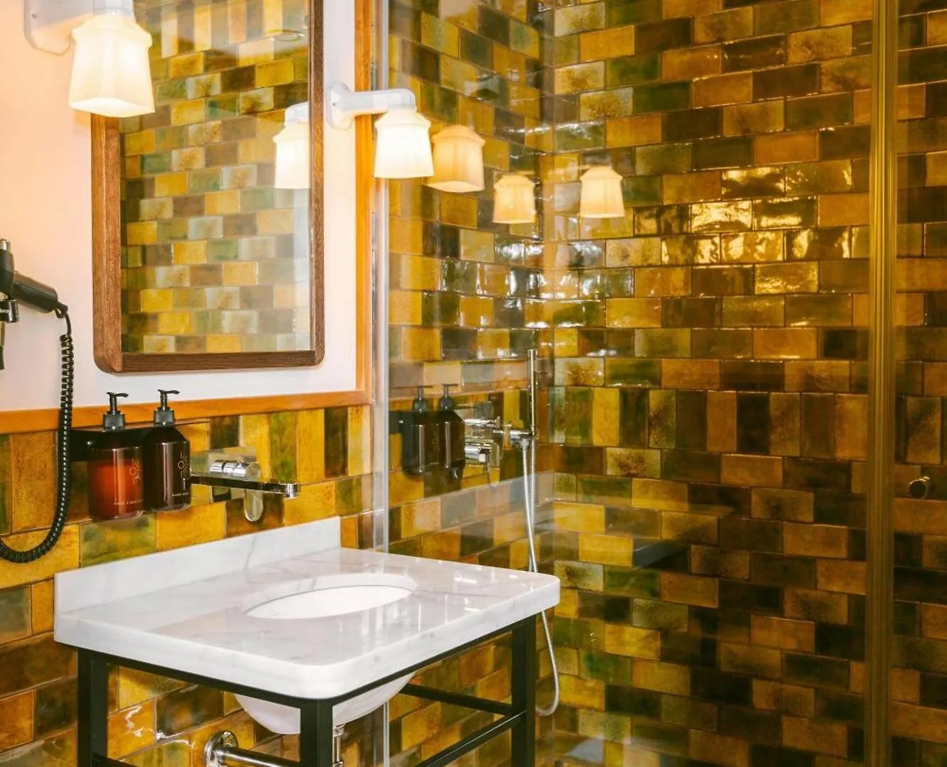 Casa Luz Hotel Placa Universitat, Sonder By Marriott Bonvoy Barcellona Spagna